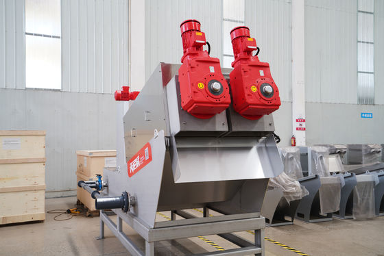 Mobile Vehicle Mounted Sludge Dewatering Machine For Cleaning Septic Tank